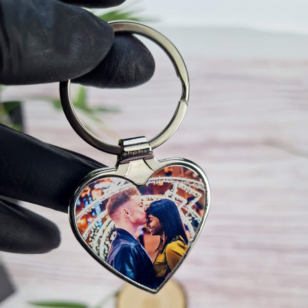 Heart Key Ring With Engraved Rose Box