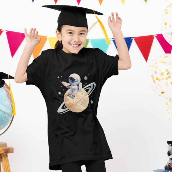 kids t shirt - Cute Astronaut (6)